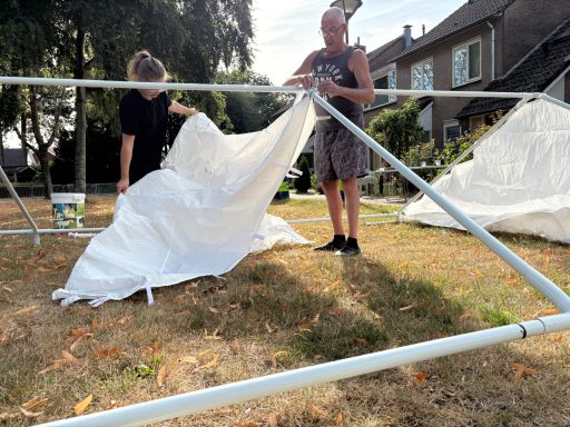Opbouwen feest tent